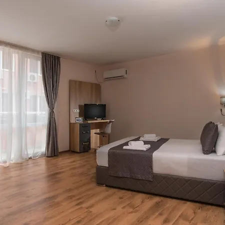 Arizona Del Mar Aparthotel Pomorie