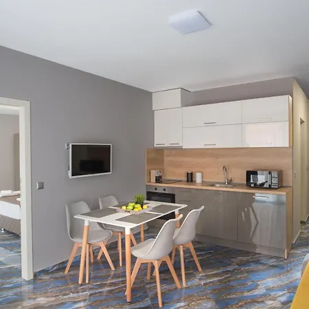 Arizona Del Mar Aparthotel Pomorie